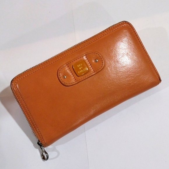 See by Chloe Peach Color Leather, Round Zipper - Long Wallet -  Good Condition - Picture 1 of 12